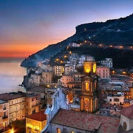 Apartamento Amalfi Coast Palace In Minori Exterior foto